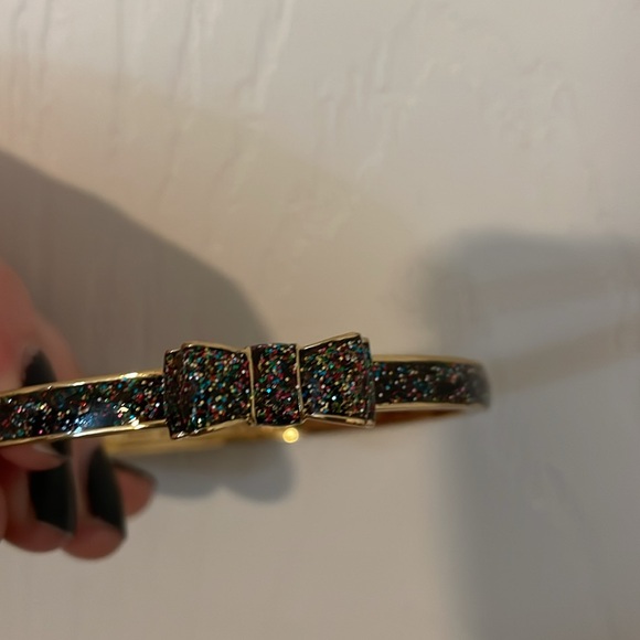 Gold and glitter Kate spade bow bracelet - Picture 6 of 6